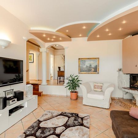 Villa Katarina Labin  Extérieur photo