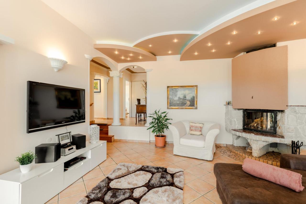 Villa Katarina Labin  Extérieur photo
